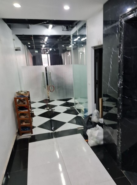 Bán nhà mặt phố Nguyễn Trãi Quận Thanh Xuân dtsd 120m2, 8 tầng, mt 4.5m, vỉa hè 3m- 39.8 tỷ