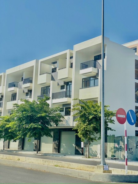 Duy nhất 5 căn cuối cùng shophouse 4 tầng VCN Phước Long Nha Trang, chiết khấu khủng
