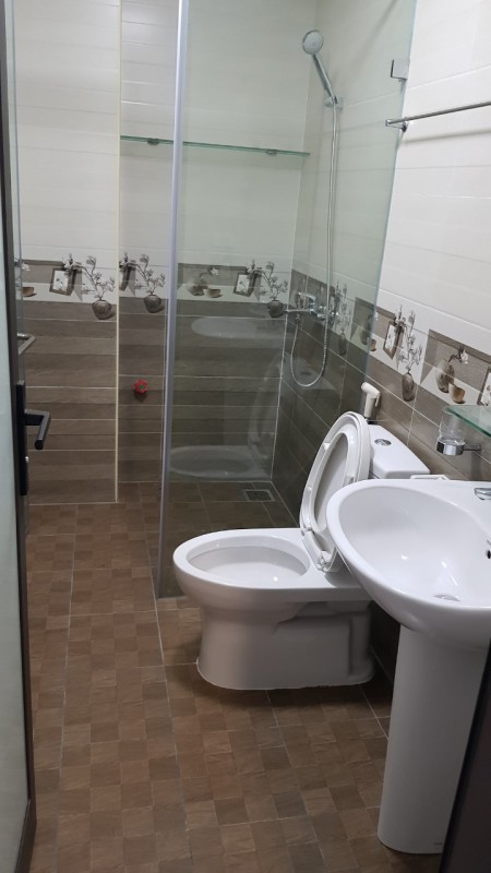 Cần Cho thuê nhà riêng Xuân Đỉnh: DT75m2x7 tầng, có hầm, có thang máy, 50tr