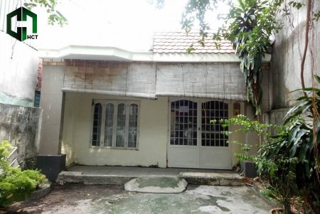 Cho thuê nhà (phù hợp cho hộ gia đình ở) bao rộng 70m2, còn mới, giá cho thuê cực rẻ