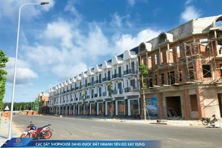 Bán gấp lô đất đẹp gần khu tái định cư Lộc An – Bình Sơn. 1.8 tỷ. Sổ riêng. LH: 0374804086