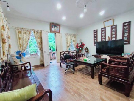 Bán nhà cực hiếm phố Minh Khai kinh doanh sầm uất cạnh trung tâm chợ Mơ, dt 55m2, giá 8.5 tỷ