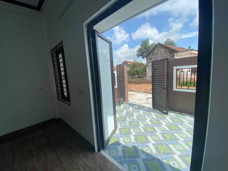 Bán nhà Hoà Phong Mỹ Hào diện tích sử dụng 91m2 giá chỉ 6xx triệu liên hệ 0829689698