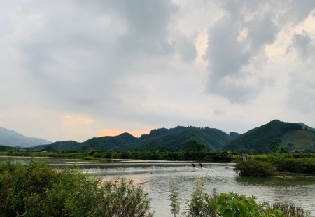 Cần bán diện tích 5000m2 bám suối hơn 100m2 tại Kim Bôi, pháp lý rõ ràng sẵn sàng công chứng