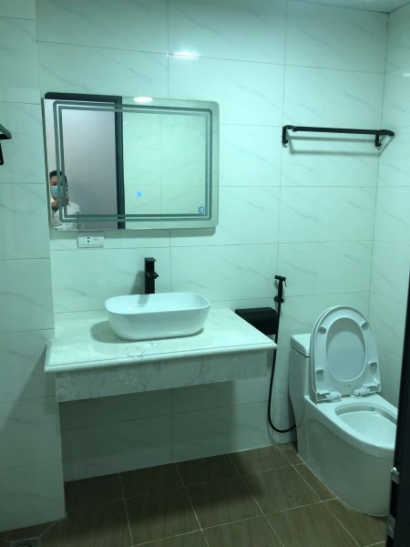 Bán nhà mới ở luôn 5 tầng x 33m2 Ngõ Văn Chương, Đống Đa giá 4,1 tỷ. LH 0912442669