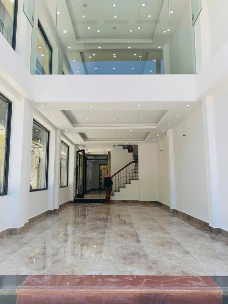 Bán Building Apartment phố Trần Khát Chân dòng tiền 130 triệu/tháng giá bán chỉ 19 tỷ