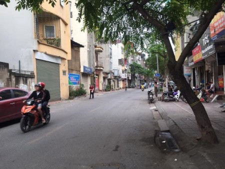 Bán nhà mặt Phố Ngọc Lâm, hàng độc, 2 mặt phố, KD sầm uất, 54m, 11.5 tỷ