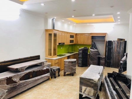 Bán nhà cạnh đại học Sư Phạm Hà Nội, giá nhỉnh 5 tỷ, cực đẹp bao mới, yên tĩnh, pháp lí đủ