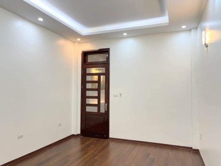 Nhà nguyên căn Võ Thị Sáu, gần phố, diện tích sử dụng 38m2, mt 4m, giá bán nhanh 2.85 tỷ