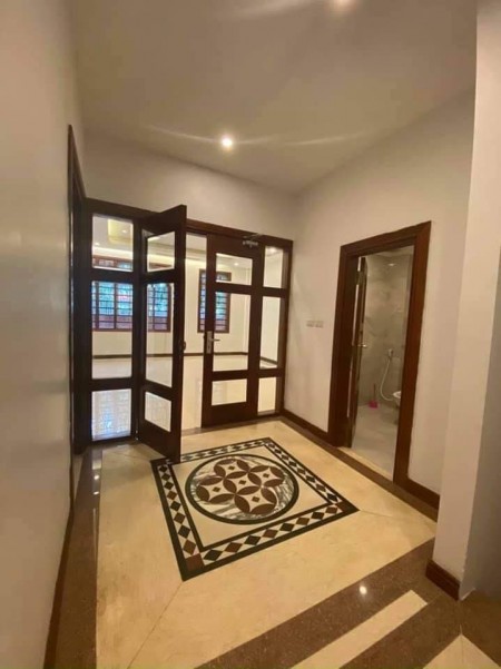 Nhà mặt phố Lưu Hữu Phước, dtsd 86m2, mt 7,2m, giá 24 tỷ, Mỹ Đình, Nam Từ Liêm, Hà Nội