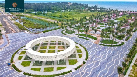 Nhà phố vườn có hồ bơi riêng chiết khấu khủng đến 12% thanh toán chỉ 1 tỷ 2 đến khi nhận nhà