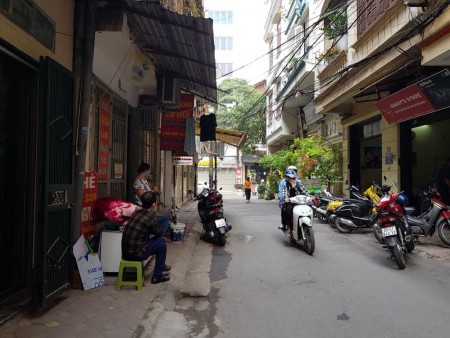 Cho thuê nhà làm văn phòng hoặc MBKD tại 116 ngõ 12 Phan Văn Trường, Cầu Giấy, Hà Nội