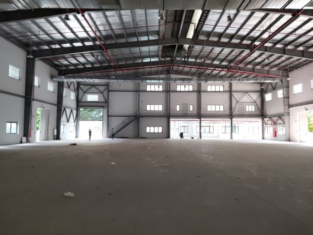 Cho thuê kho nhà xưởng DT 2000m2 3800m2 5000m2 tại KCN Ninh Hiệp Gia Lâm, HN. LH: 0968530776