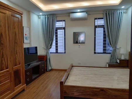 Nhà gần mặt phố Triều Khúc 7 tầng xây mới, sổ đỏ vuông vắn bàn giao vào ở được ngay