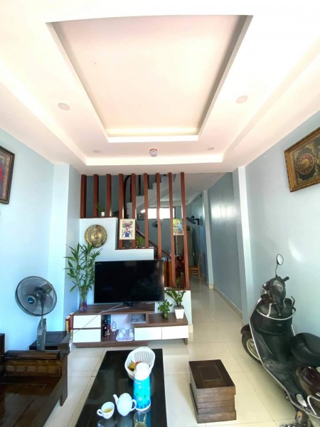 Bán Nhà Đông Ngạc Thụy Phương 3 bước ô tô khu dân trí cao, diện tích 36m2 giá bán 2.75 tỷ