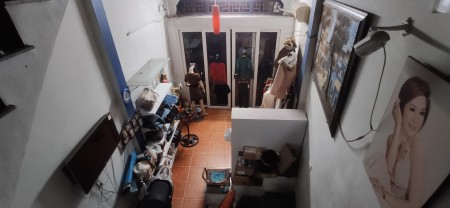 Có 102 nhà Nguyễn Văn Cừ, kinh doanh, ô tô đỗ cửa, khu dân trí cao, hàng xóm văn minh giá 3 tỷ