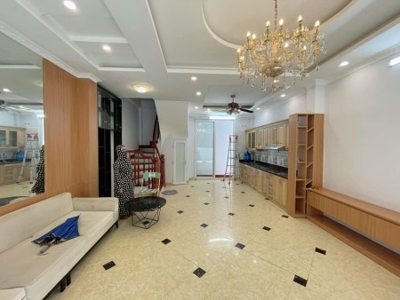 Bán nhà mặt phố Vũ Tông Phan Thanh Xuân với 70m2. 6 tầng. giá 25.5 tỷ