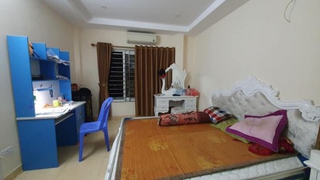 Bán nhà Xa La, Hà Đông, diện tích sử dụng 30m2, đúc kiên cố 5 tầng, ngõ thẳng tắp, chỉ 1 tỷ 9