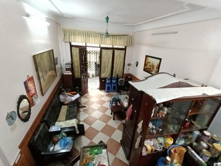 Bán nhà Tạ Quang Bữu, gần phố phân lô ô tô lùi tận cửa, dtsd 28m2, giá nhỉnh 2 tỷ, lhcc