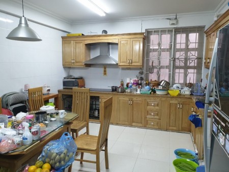 Bán nhà Trường Chinh, diện tích sử dụng 2,8 tỷ, diện tích sử dụng 33m2, 4 tầng đúc kiên cố