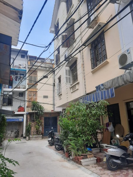 Bán nhà phố Thịnh Liệt Hoàng Mai, đẹp long lanh, diện tích 45m2, 5 tầng, giá bán 3.4 tỷ