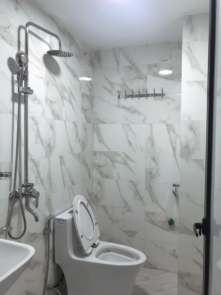 Bán nhà Nghĩa Đô Quận Cầu Giấy, ngõ ô tô đỗ cổng, diện tích sử dụng 35m2 giá 6.65 tỷ