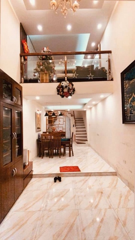 Nhà đẹp Cổ Nhuế giá bán 3 tỷ, dtsd 45m2, ngõ ô tô, mới, view thoáng, nội thất đầy đủ