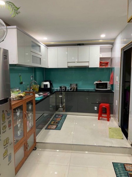 Nhà hẻm 5m Cộng Hoà, phường 11, Quận Tân Bình, diện tích vuông vức 5x10m, giá bán 6 tỷ