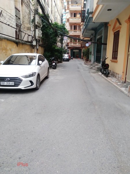 Đẹp long lanh, hướng đông nam, mặt tiền 5m, nội thất hoàng gia, chỉ có 1-0-2 tại Từ Liêm