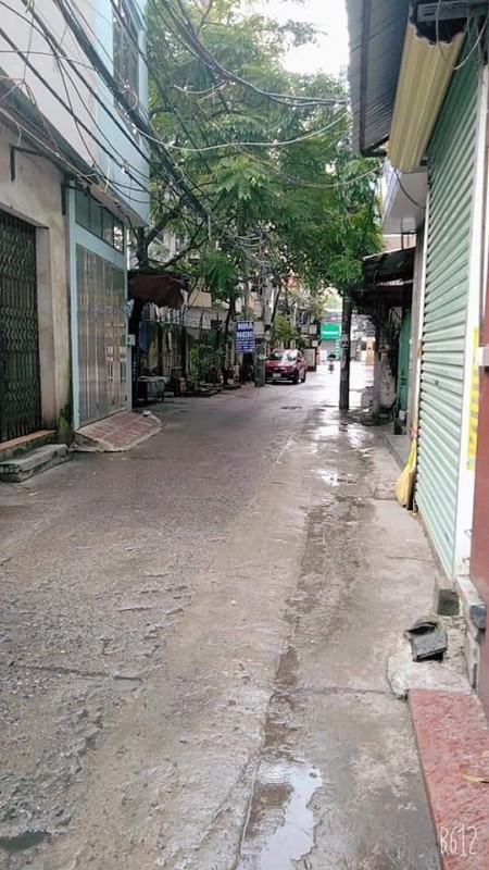 Bán nhà nguyên căn rộng 36m3, mặt tiền 4.5m, giá bán 3.1 tỷ, ô tô tránh kinh doanh đa ngành