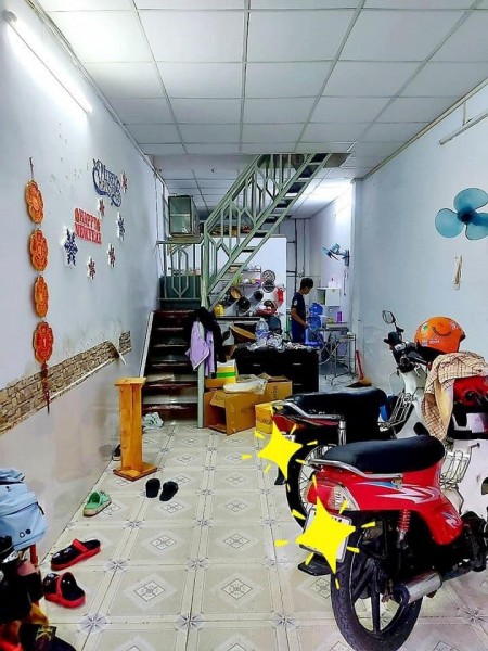 Bán nhà Quận Tân Phú, giá rẻ chỉ 3.5 tỷ, hẻm rộng thông thoáng, pháp lý sạch đẹp, công chứng ngay