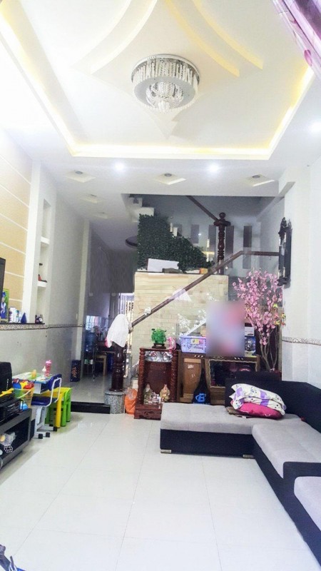 Nhà nguyên căn 2 mặt tiền chắc chắn, đúc 4 tầng, diện tích 52m2, vào ở liền, giá bán 1,7 tỷ
