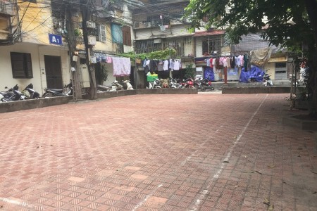 Cho thuê nhà tại khu tập thể Nhà Máy In Tiền vị trí đẹp, khu dân cư, tiện ích xung quanh đủ