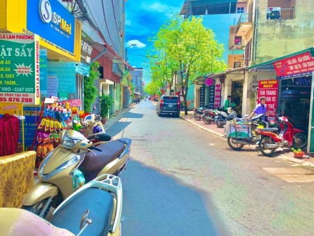 Cần bán mảnh đất vuông như tờ A4 tại Cửu Việt, Trâu Quỳ, Hà Nội liên hệ 0961126159
