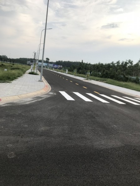 Kẹt tiền mùa dịch chính chủ cần bán lô đất 100m2 ngay đối diện cổng KCN Vsip2 giá thu hồi 1,350tỷ
