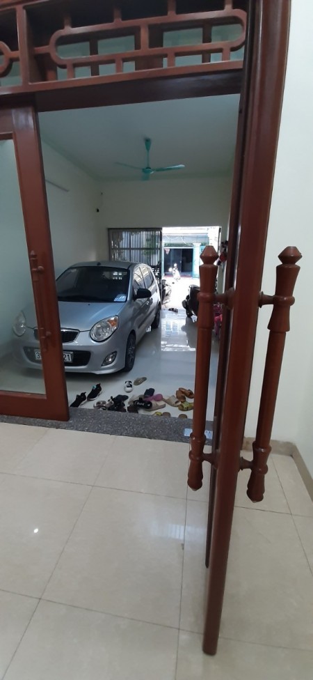 Cần Bán Gấp Nhà 3 tầng + 1 Tum ( Có Gara) Phúc Thịnh Phúc Thành để lại toàn bộ nội thất