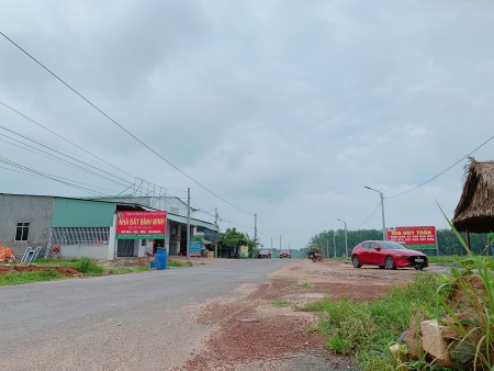 Chính chủ cần bán lô đất mặt tiền đường nhựa ngay KCN Becamex chợ thành giá rẻ hơn 200tr