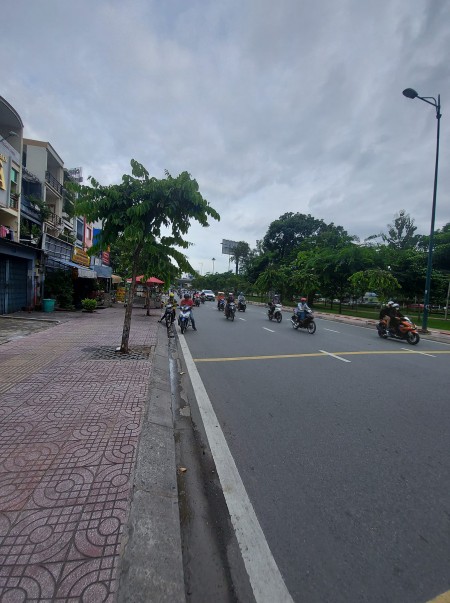 Đi đến slide 4