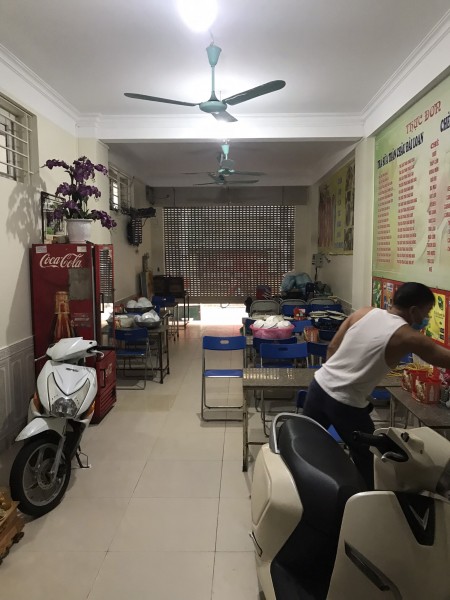 Bán nhà nguyên căn phố Doãn Kế Thiện, kinh doanh buôn bán đỉnh đúc 7 tầng, thông sàn