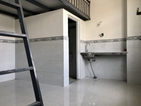 Phòng mới xây 100% Sang Trọng, nội thất cao cấp, có Máy Lạnh, Gác lửng, Bếp, chậu rửa
