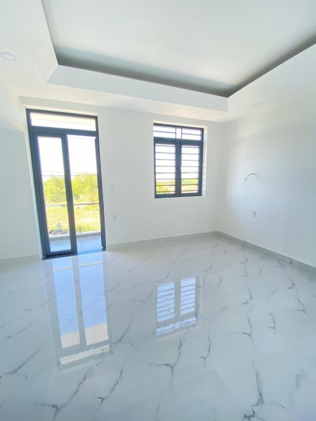Nhà riêng Đinh Đức Thiện, sổ hồng riêng, có ngân hàng hỗ trợ 50%