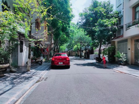 Bán nhà phân lô quân đội, lô góc kinh doanh, ô tô tránh 68m nhỉnh 8 tỷ 0888868583