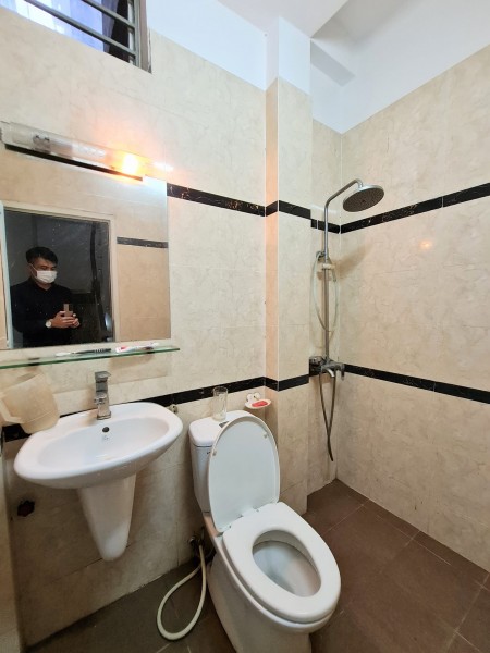 Sang nước ngoài định cư. Cần bán căn nhà tự xây tâm huyết ở Tôn Đức Thắng 28m2 2.3 tỷ