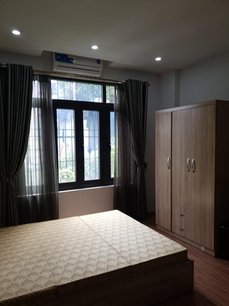 Cần bán gấp nhà 59m2, 4.85 tỷ, Cầu Giấy, nhà mới, view thoáng, lô góc, 5 tầng ở ngay