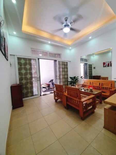 Bán nhà Khương Trung gần hồ thoáng tặng ngay nội thất cho khách chốt luôn, pháp lý sạch