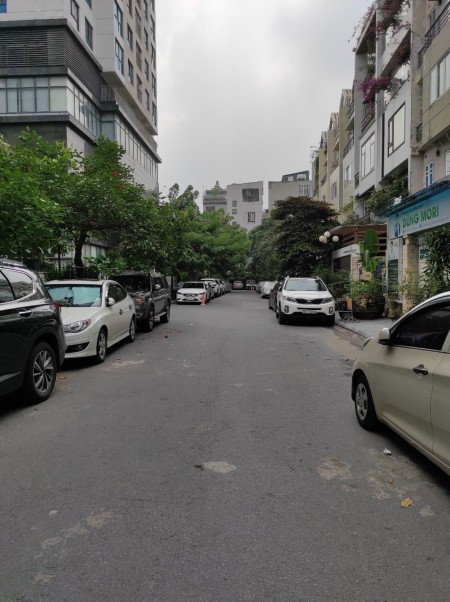 Bán nhà phân lô đường Nguyễn Trãi, Thanh Xuân, Ô tô tránh