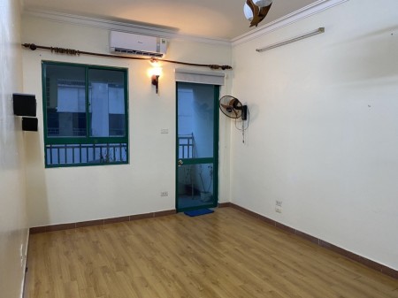 Cho thuê gấp căn hộ CC 18T1 THNC 120m2, 3 phòng ngủ đồ cb, ở or làm VP giá 11tr. LH: 0903296691