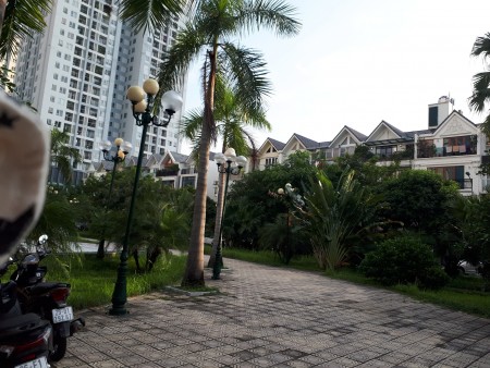 Bán liền kề view công viên dự án A10 Nam Trung Yên, diện tích sử dụng 75m2, hướng ĐN