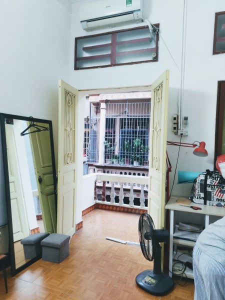 Bán nhà nguyên căn Thịnh Quang, Quận Đống Đa, dtsd 41m2 3 tầng, giá bán hợp lý 3.25 tỷ
