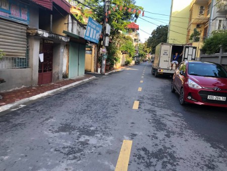 Cần bán đất thổ cư thôn thượng Đông Dư Gia Lâm Hà Nội giá bán 46 triệu/m2 sổ sẵn chính chủ